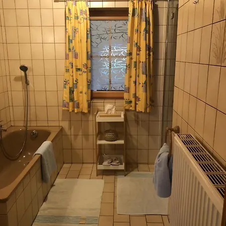 Susanne Hillbrand 아파트 *